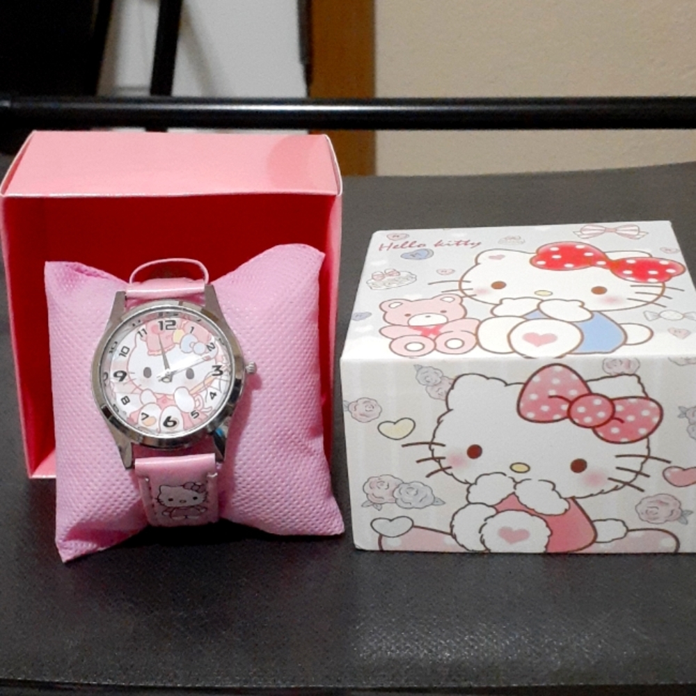 NWT Hello Kitty Watch